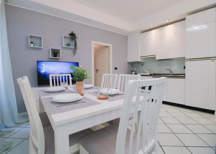 H11 [sanremo Casinò] - Centro - Parcheggio Apartamento *